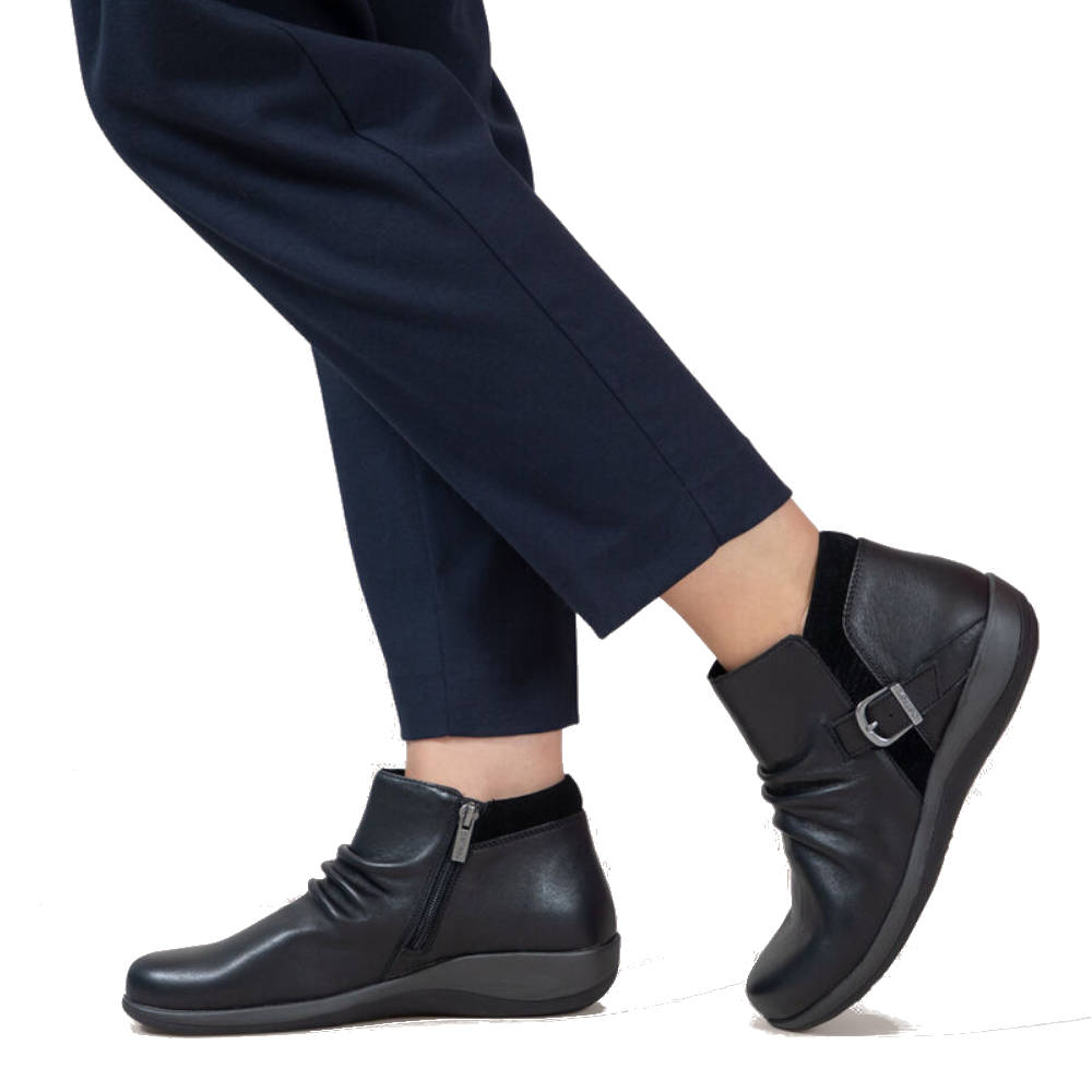 Luna Women's