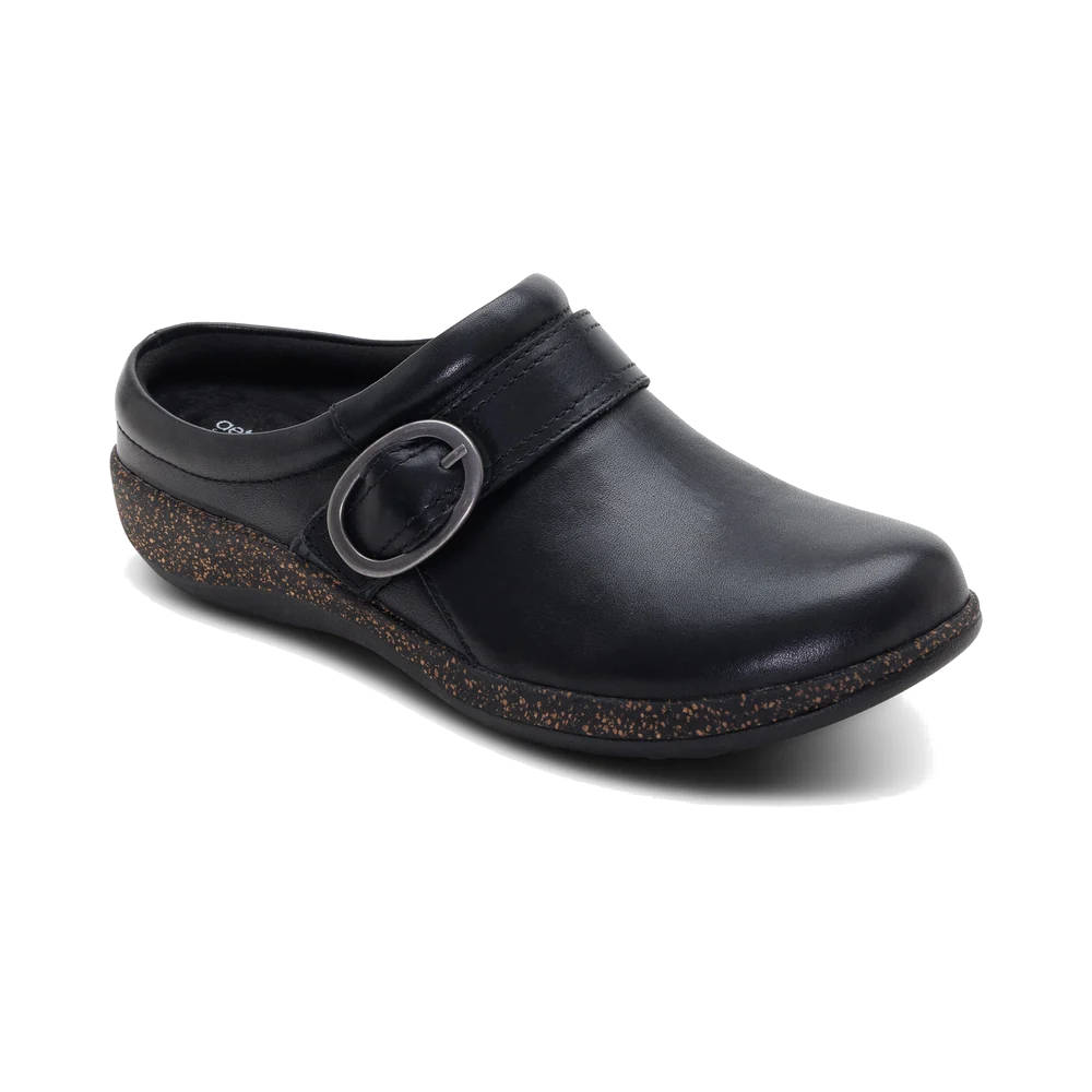 Daphne Women's