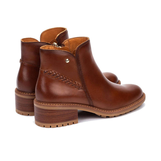 Medina Women's